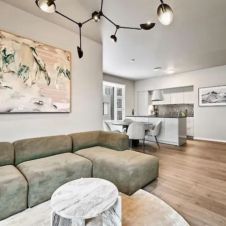 Private Lux 2Br & 2Ba City Center With Free Parking Reykjavík Eksteriør billede