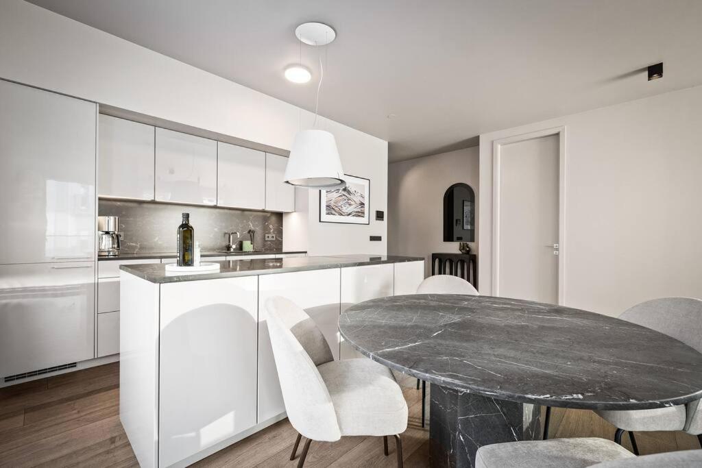 Lejlighed Private Lux 2br & 2ba Center With Free Parking
